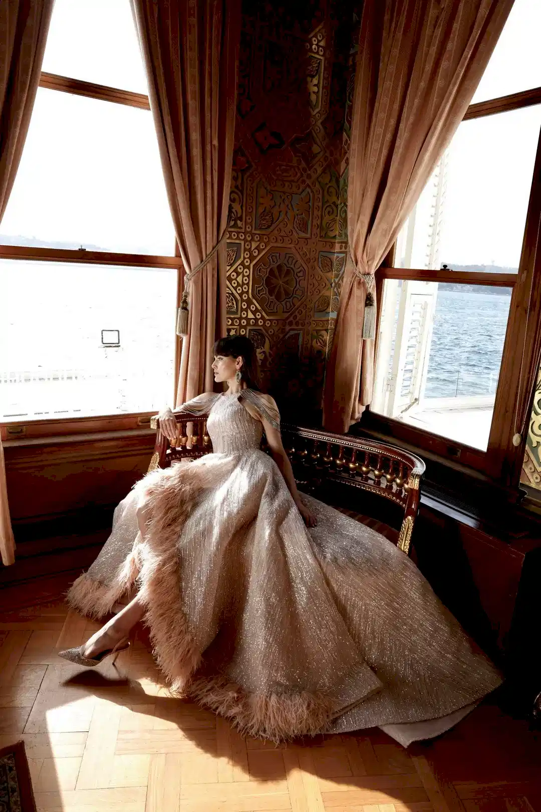 Laila Yırtmaçlı Elbise - MyRentalDress