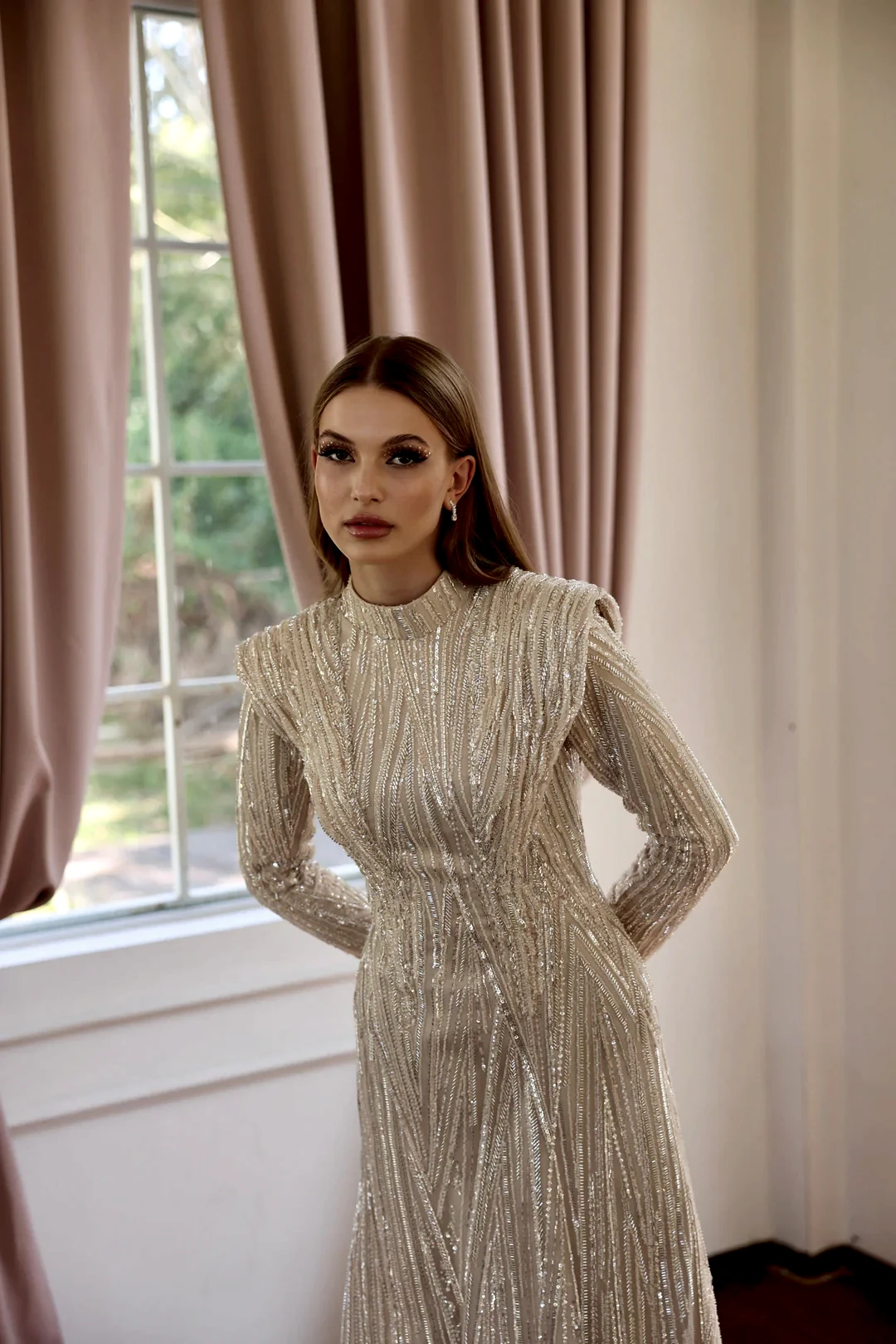 Loni İşlemeli Elbise - MyRentalDress