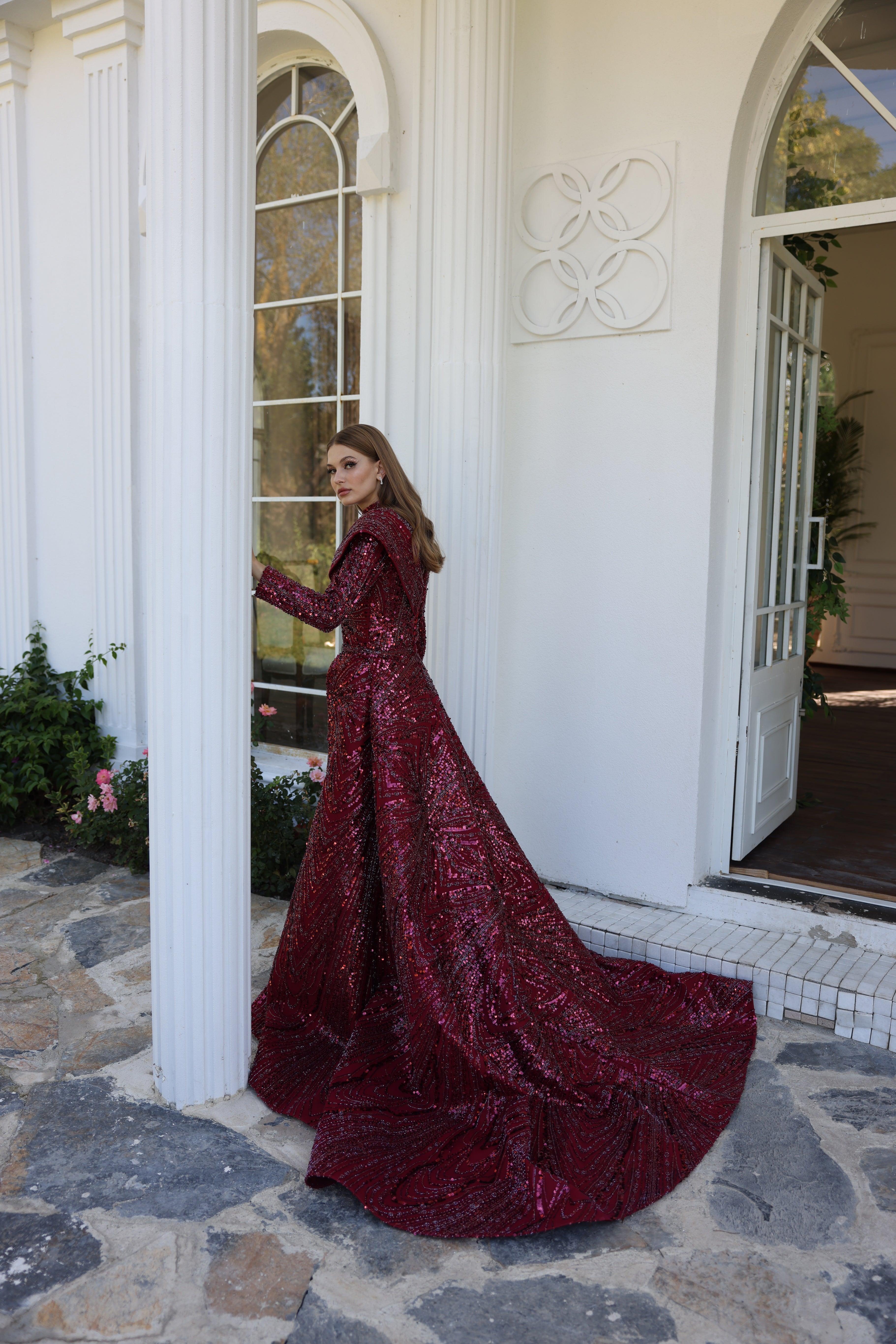 Avin Bordo Kuyruklu Elbise - MyRentalDress