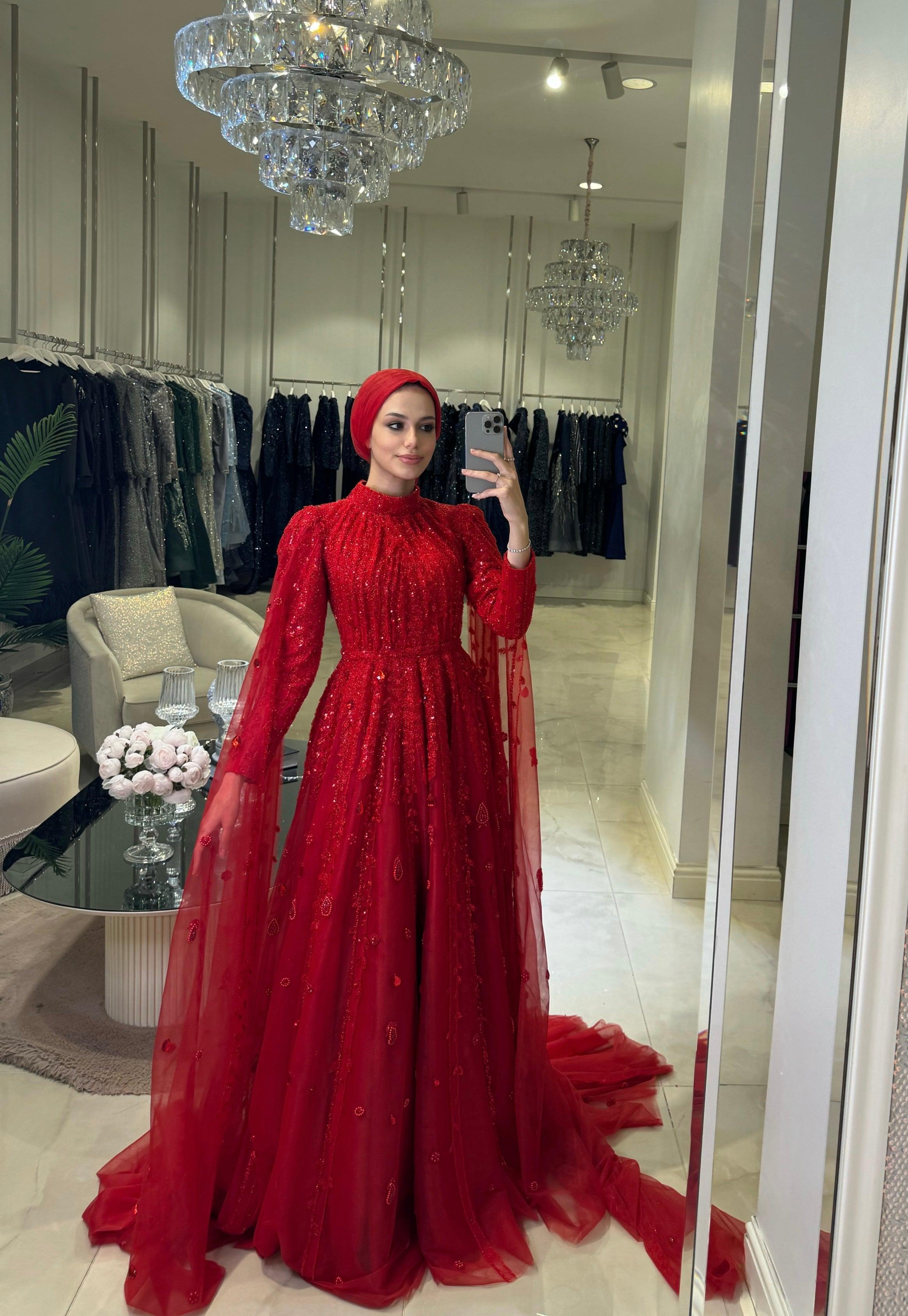 Bella Kırmızı Pelerinli Elbise - MyRentalDress