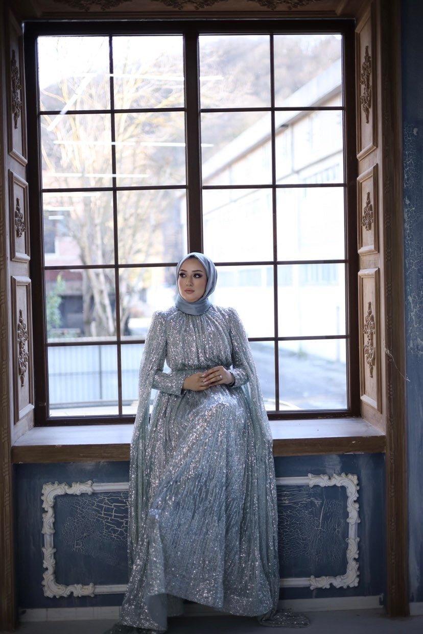 Light Özel Dikim Pelerinli Elbise - MyRentalDress