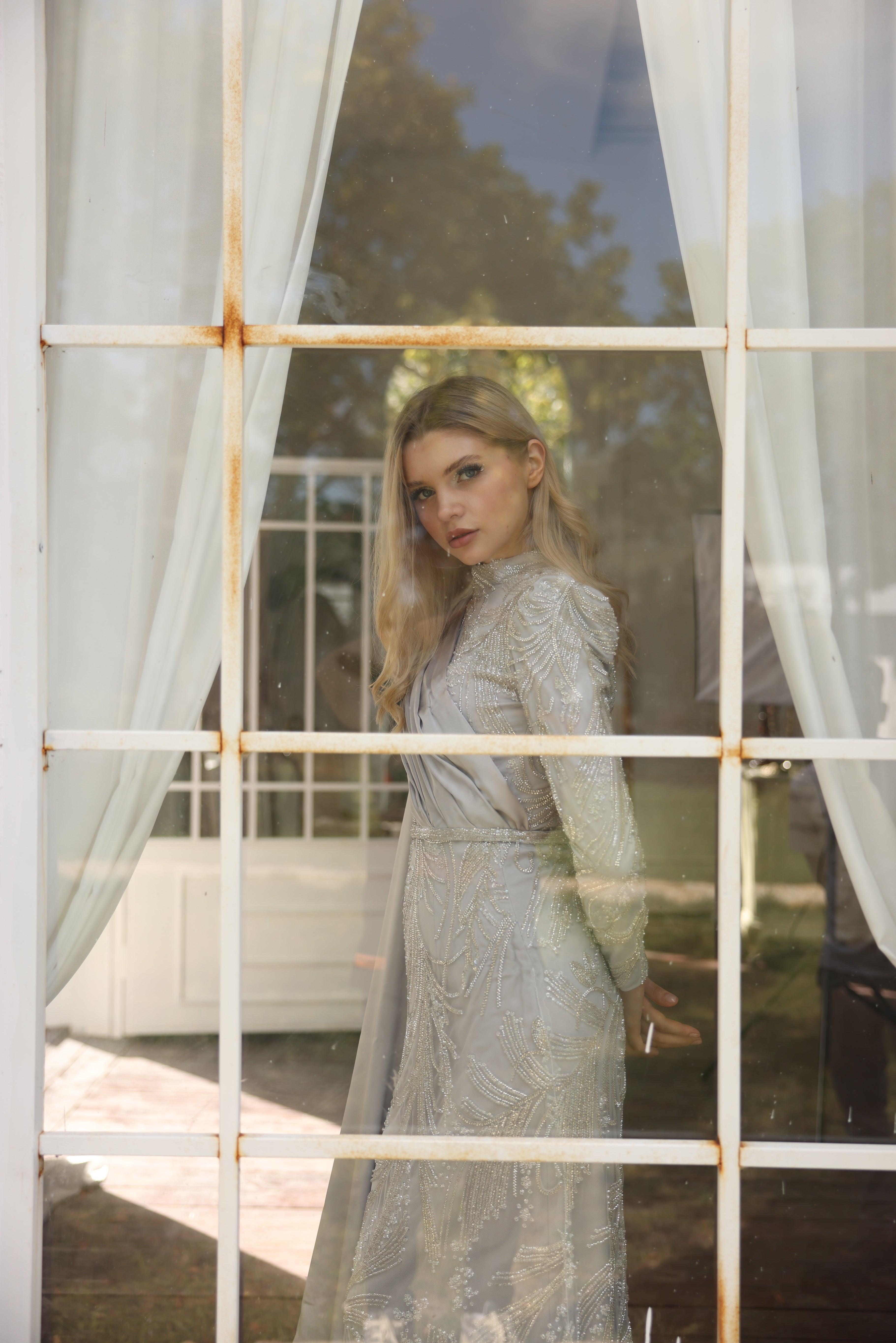 Loren Omuz Detaylı Elbise - MyRentalDress