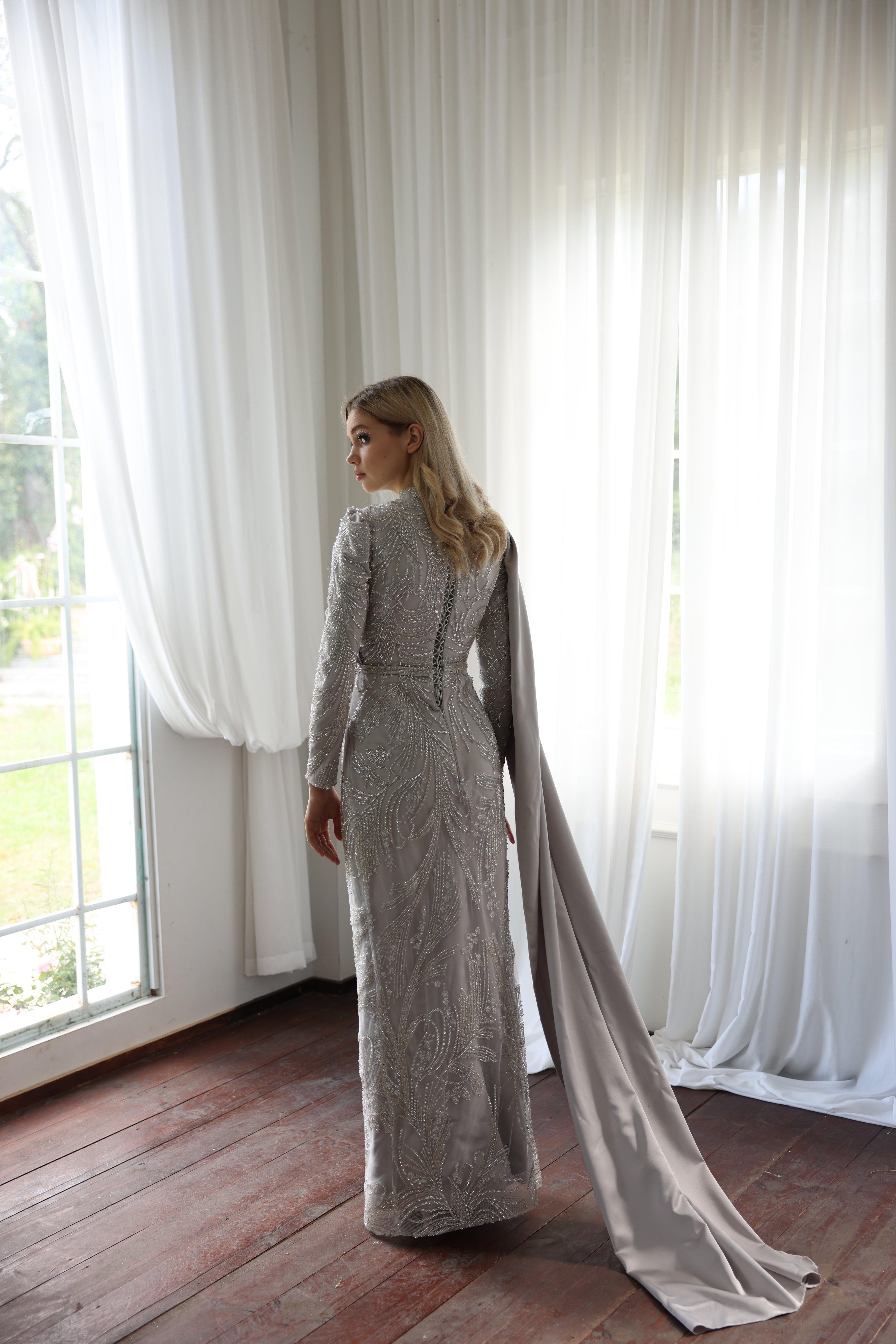 Loren Omuz Detaylı Elbise - MyRentalDress