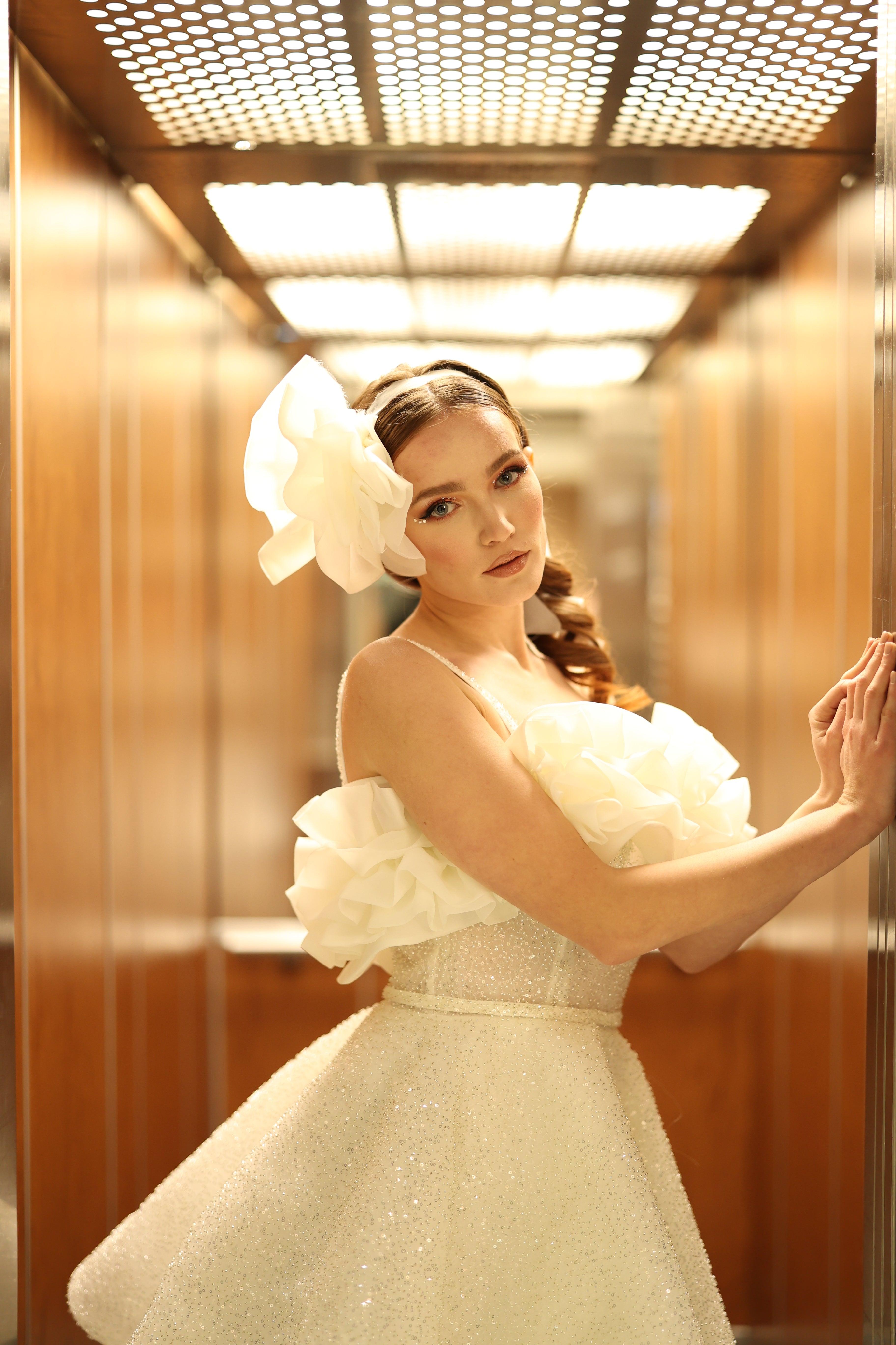 Swan Düşük Omuz Elbise - MyRentalDress
